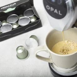 Aroma Club - Proefpakket Nespresso Compatible Capsules (100 St.) - 5 Smaken - Espresso & Lungo - 100% Aluminium Koffiecups 13 Aroma Club - Proefpakket Nespresso Compatible Capsules (100 St.) - 5 Smaken - Espresso & Lungo - 100% Aluminium Koffiecups -Koffiebenodigdheden Winkel 1200x1200 42