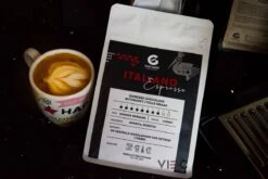 Italiano Espresso Honey Process Vietnamese Koffiebonen Aanbieding 250g GAIA Cafe 23 Italiano Espresso Honey Process Vietnamese Koffiebonen Aanbieding 250g GAIA Cafe -Koffiebenodigdheden Winkel 1200x800 16