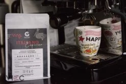 Italiano Espresso Honey Process Vietnamese Koffiebonen Aanbieding 250g GAIA Cafe 24 Italiano Espresso Honey Process Vietnamese Koffiebonen Aanbieding 250g GAIA Cafe -Koffiebenodigdheden Winkel 1200x800 17