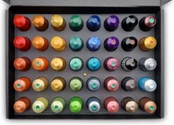 Koffie Proeverij Pakket Groot 40 Stuks Verschillende Smaken Met Mystery Card 'Get Well Soon' Met Persoonlijke (video) Boodschap | Verjaardag | Sinterklaas | Kerstpakket | Vaderdag | Moederdag | Jubileum | Valentijnsdag 13 Koffie Proeverij Pakket Groot 40 Stuks Verschillende Smaken Met Mystery Card 'Get Well Soon' Met Persoonlijke (video) Boodschap | Verjaardag | Sinterklaas | Kerstpakket | Vaderdag | Moederdag | Jubileum | Valentijnsdag -Koffiebenodigdheden Winkel 1200x865 1